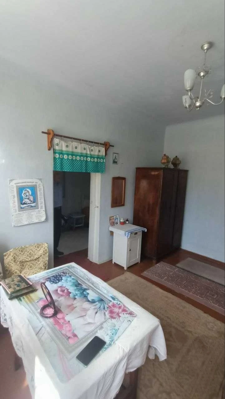 Продається 3-кімнатна квартира в ЦГОК