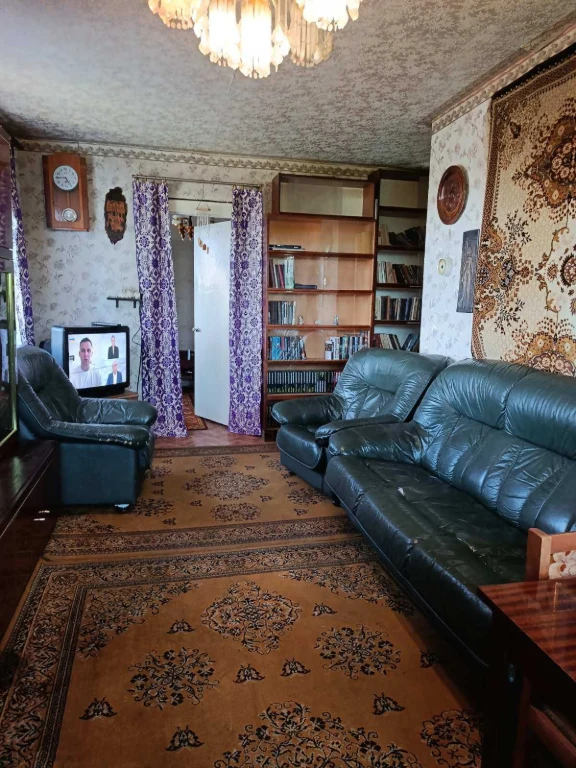 Sale of a 3-room apartment on Черкасова Street - possible exchange
