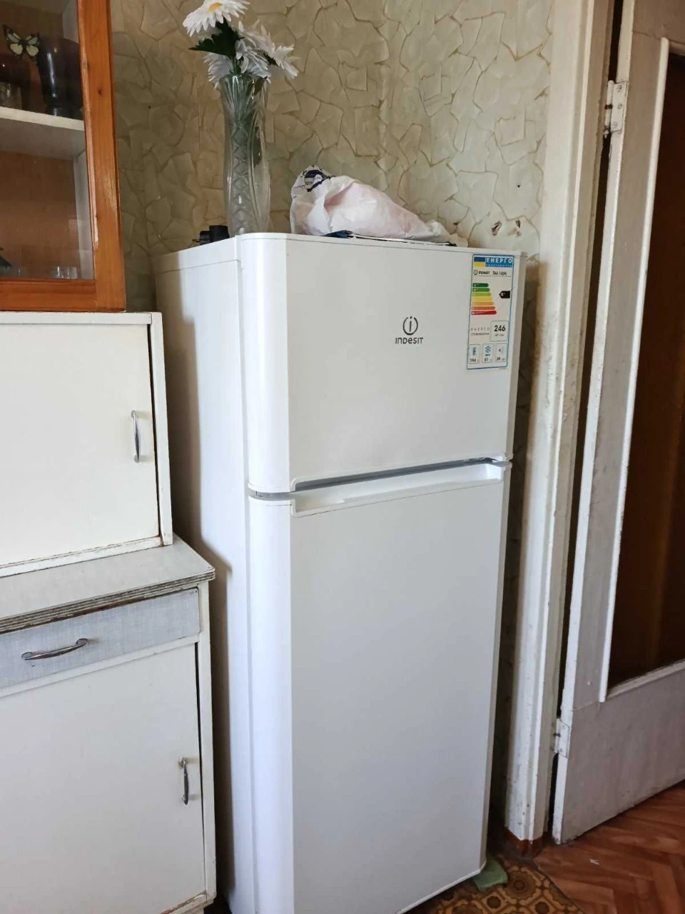 Продаж 3-кімнатній квартири на вул. Черкасова - можливо на складі