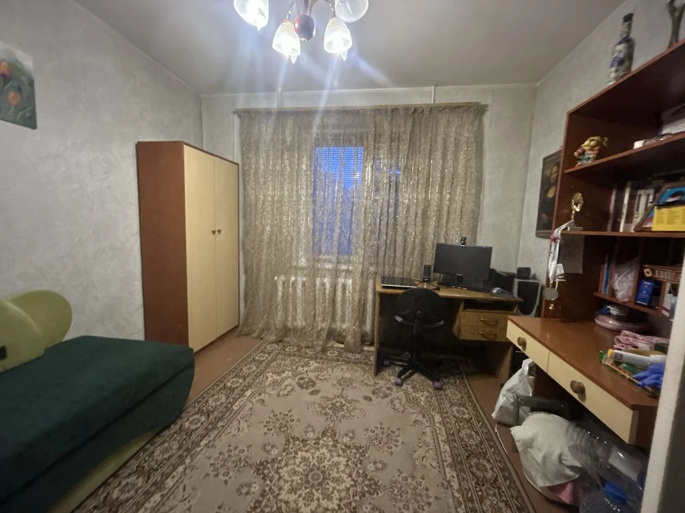 Sale of a 3-room apartment at 69 Zarynsky Street
