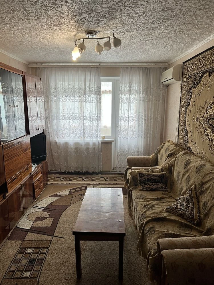 Продается 3-комнатная квартира в Автотехникуме с автонастоянкой
