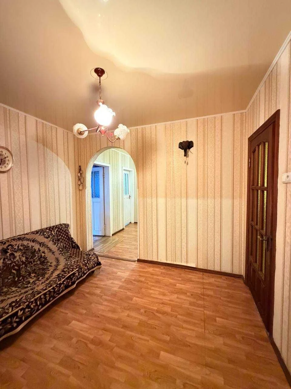 Продаж 3-кімн. квартири, 2 поверх. Вечірній 10