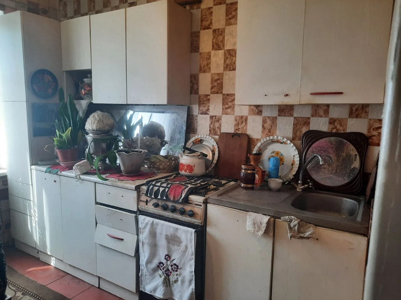 Продається 2-кімнатна квартира на Даманському