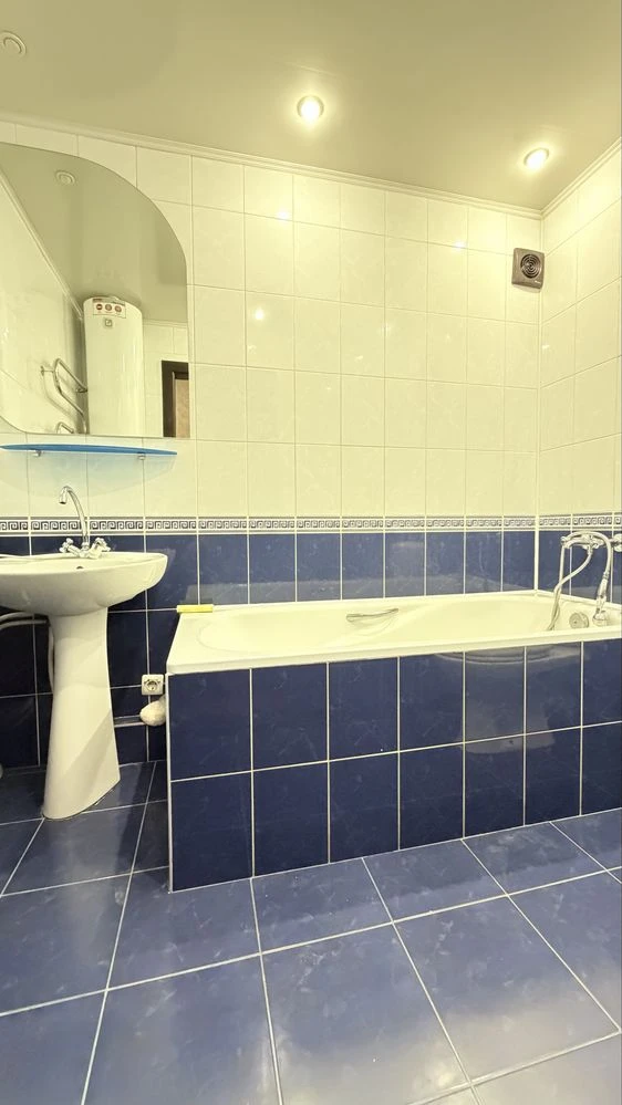 For sale, 2-room apartment, Prospect Universitetsky, Novinka, Bus Station