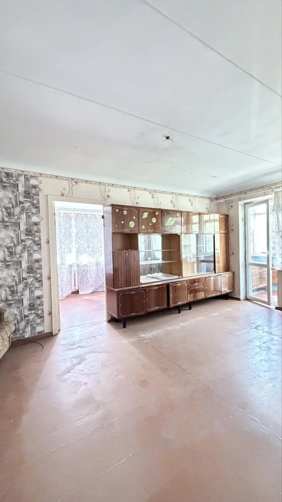 Продам 2-комнатную квартиру, 44 квартал, ул. Калантая
