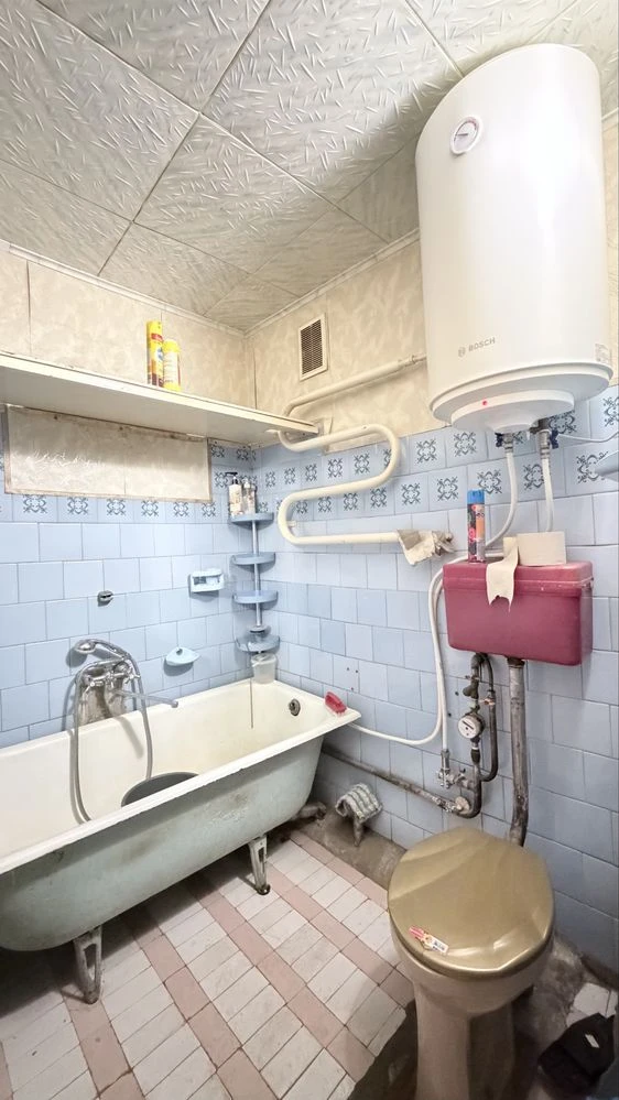 Продам 2-комнатную квартиру, 44 квартал, ул. Калантая