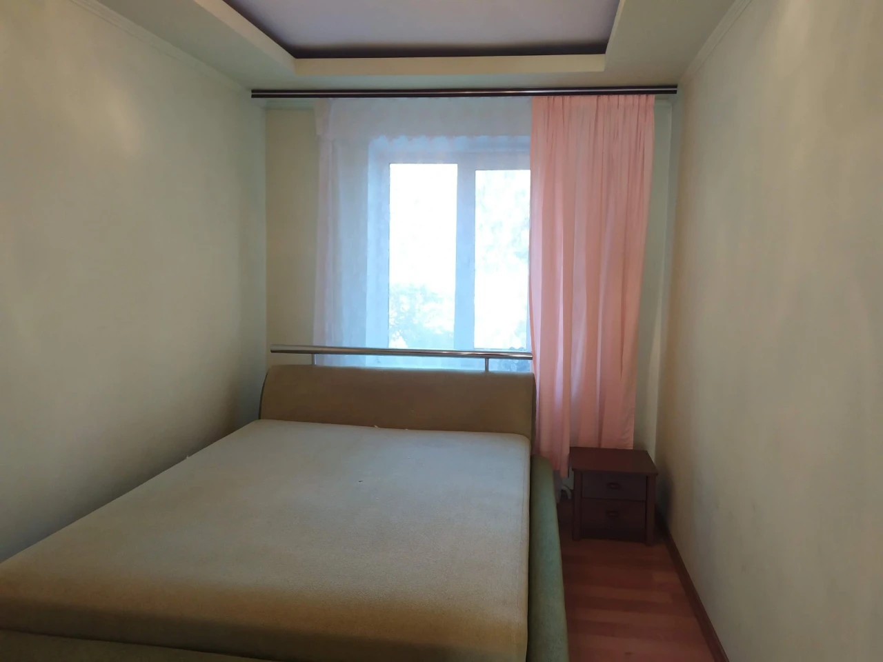 Продам 3-комнатную квартиру, 173-й квартал
