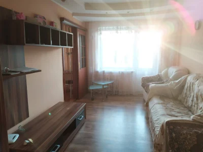 Продам 3-комнатную квартиру, 173-й квартал