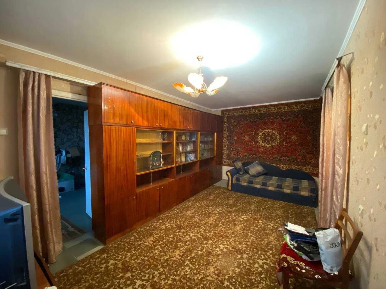 Трехкомнатная квартира рядом с парком, ул. Свято-Николаевска