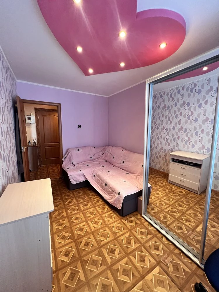 Продажа 3-комнатной квартиры, ул. Чарівна, 8/9 этаж
