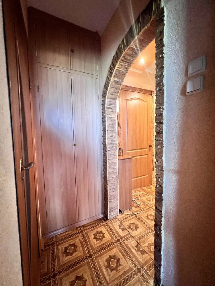 Продажа 3-комнатной квартиры, ул. Чарівна, 8/9 этаж