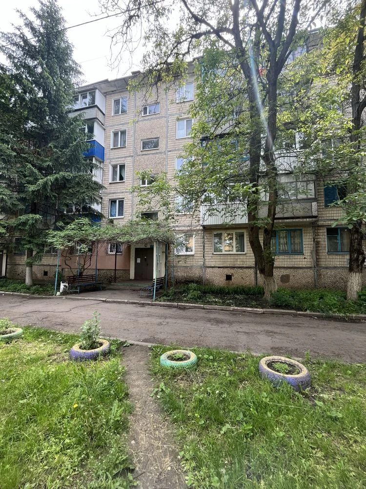 Двокімнатна квартира 17 кв.м, зупинка "Інтернат"