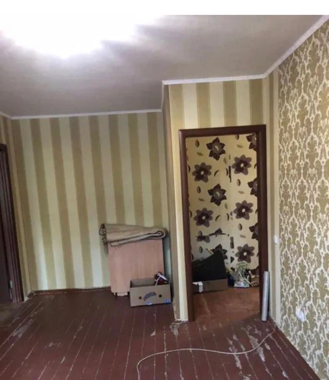 For Sale: 2-bedroom apartment on Pavlo Glazovy Street