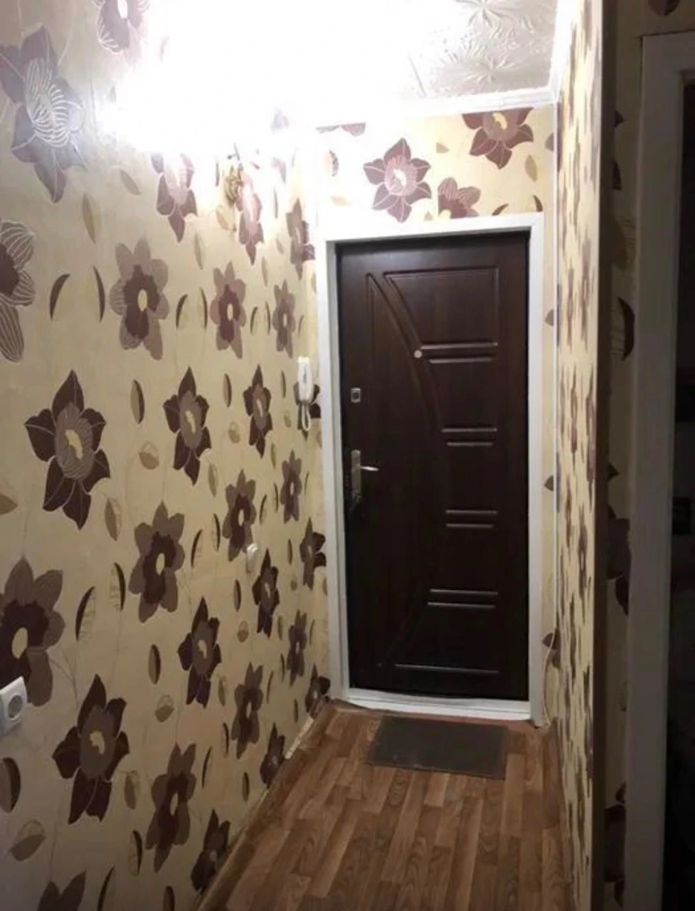 For Sale: 2-bedroom apartment on Pavlo Glazovy Street