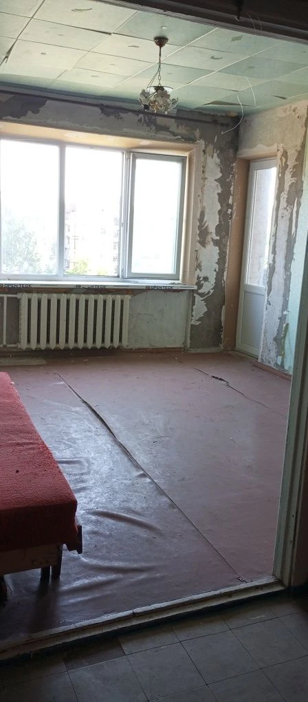 Продам 2 комнатную квартиру на Даманском