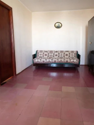 Sale of a 2-room apartment on Mykola Sviatalys' Street, "Youth" stop