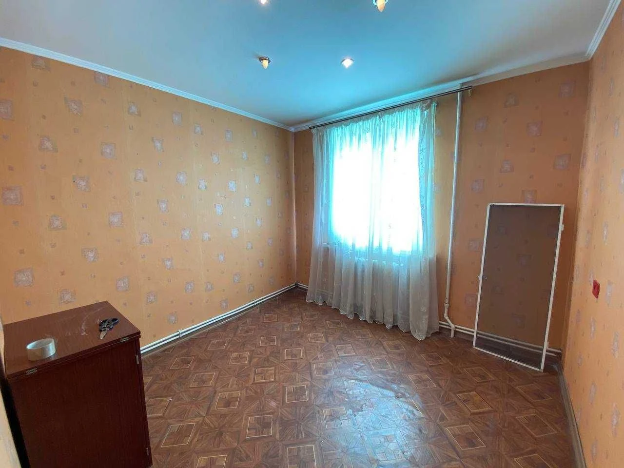 Четырехкомнатная чешка, ул. Александра Поля, с автономкой