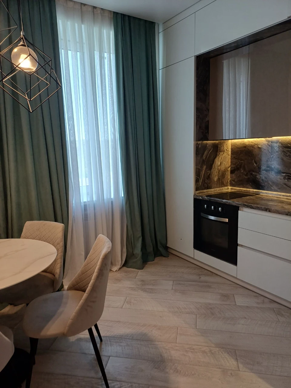 Sale of a 3-room apartment in the South-East (YUGOK). New, high-quality renovation.