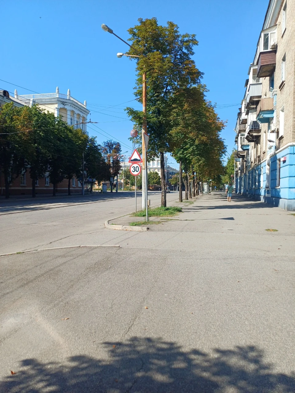 Sale of a 3-room apartment in the South-East (YUGOK). New, high-quality renovation.