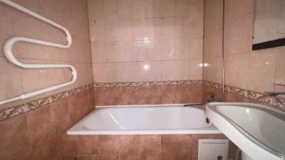 For Sale: Two-Bedroom Apartment on Druzhbi Street