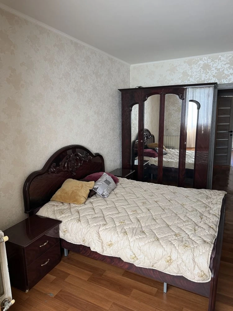 Квартира от хозяина . . Продажа 3 х комнатной квартиы . 2  в