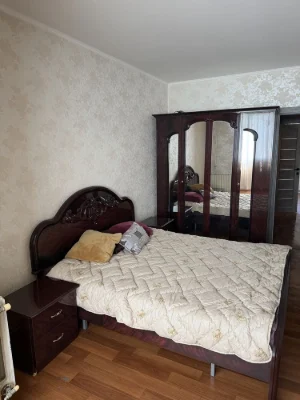 Квартира от хозяина . . Продажа 3 х комнатной квартиы . 2  в