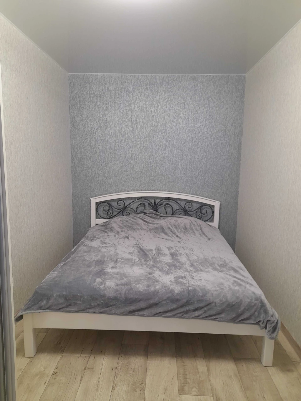 3 room apartment in the city center with renovation and furniture CERTIFIED