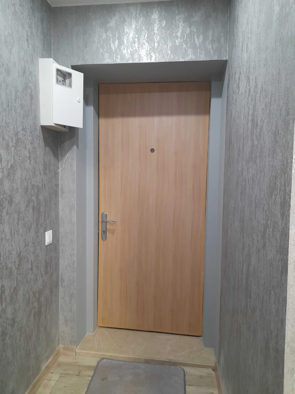 3 room apartment in the city center with renovation and furniture CERTIFIED