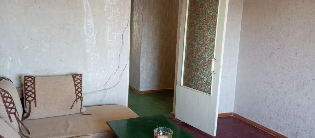 For Sale: 1-Bedroom Apartment on 5 Zarechnoye