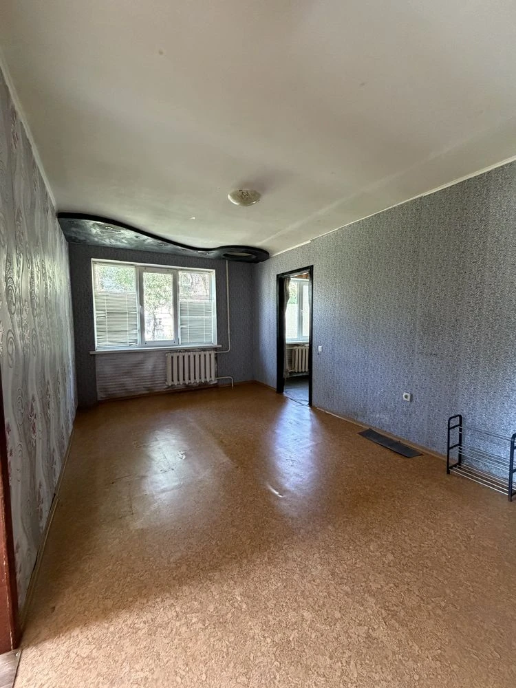 For Sale: Two-room apartment in Yugo.