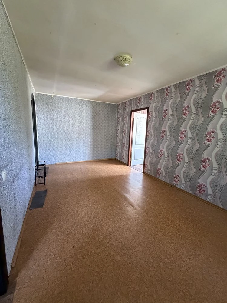 For Sale: Two-room apartment in Yugo.