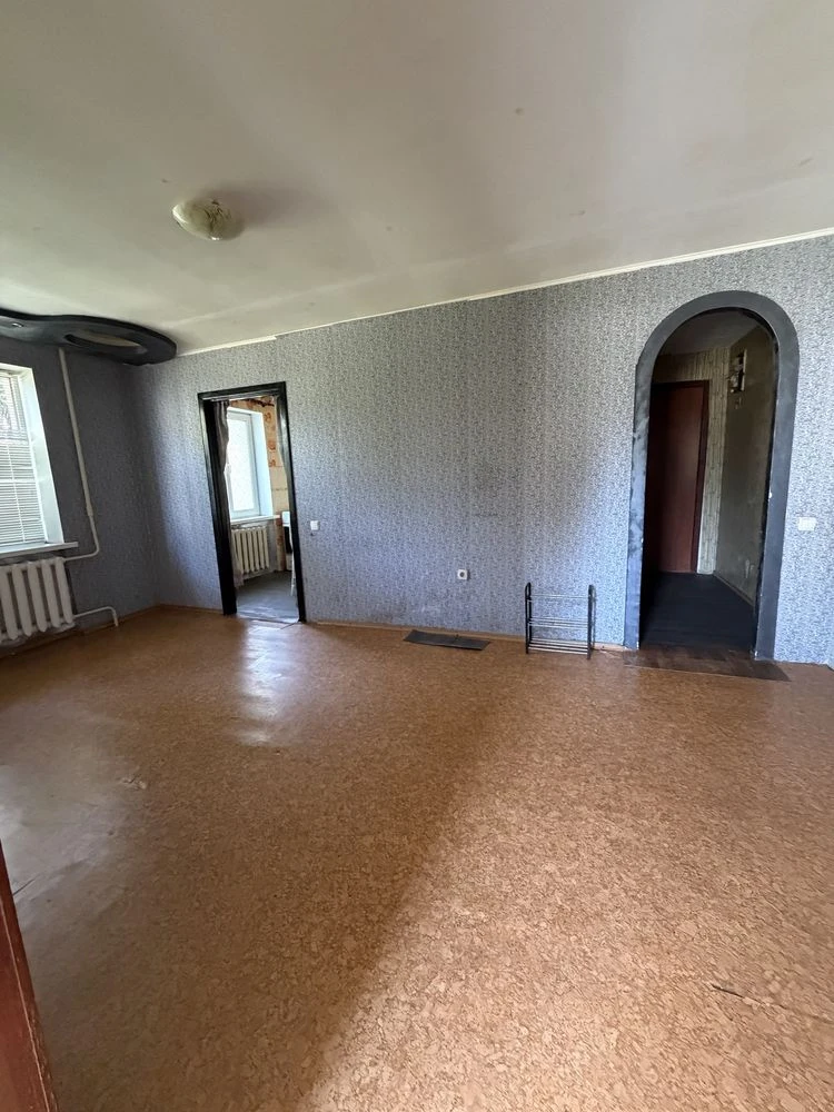 For Sale: Two-room apartment in Yugo.