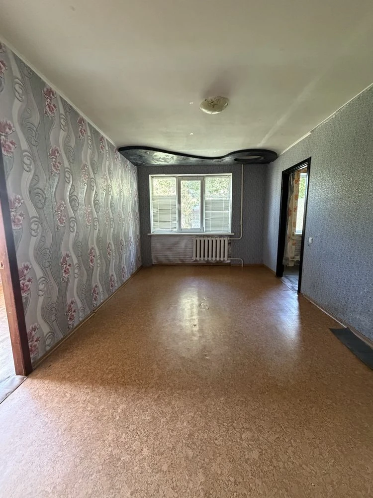 For Sale: Two-room apartment in Yugo.
