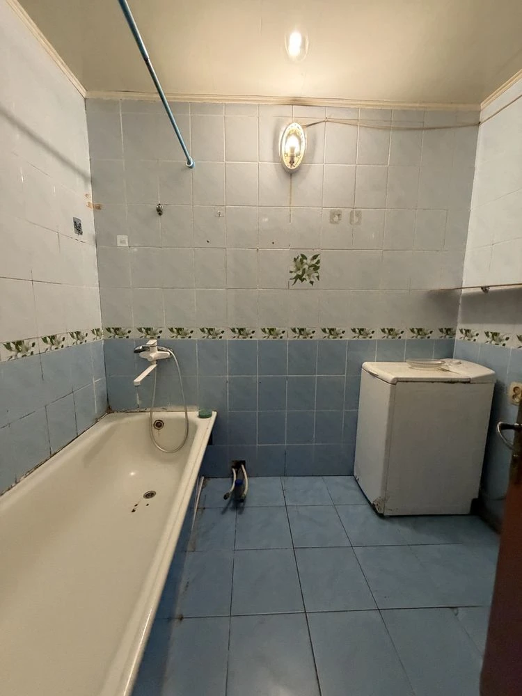 For Sale: Two-room apartment in Yugo.