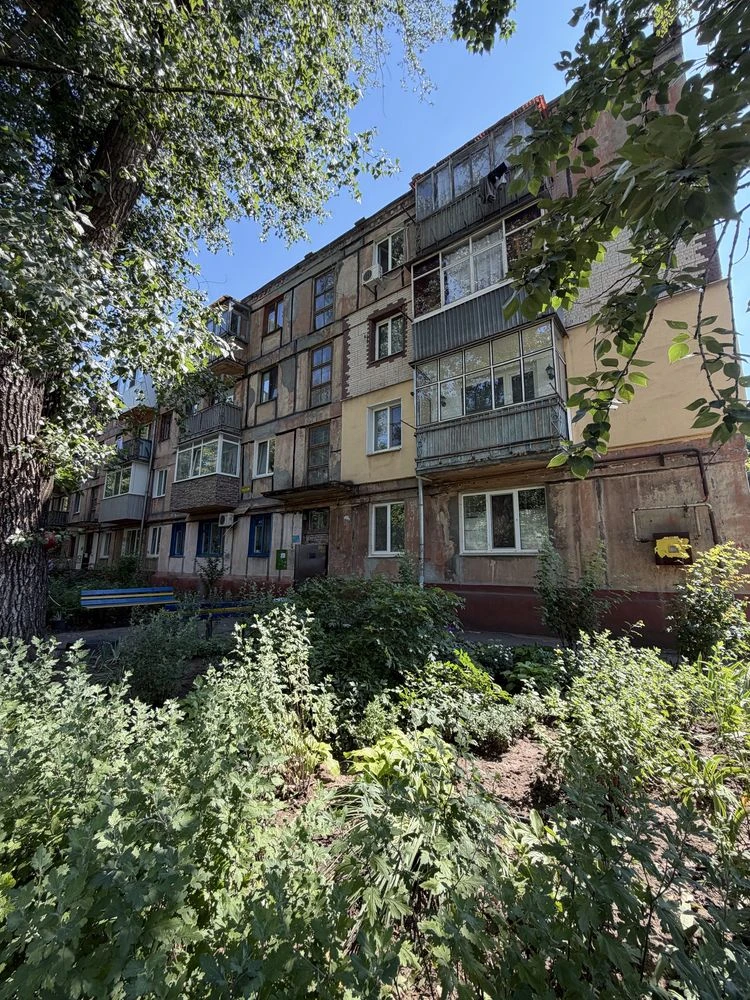 For Sale: Two-room apartment in Yugo.