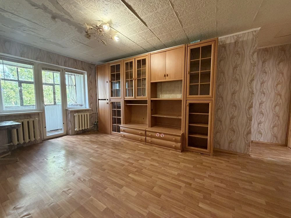 New Price! Selling 3-room apartment in Kryvyi Rih (V. Veliky Square)