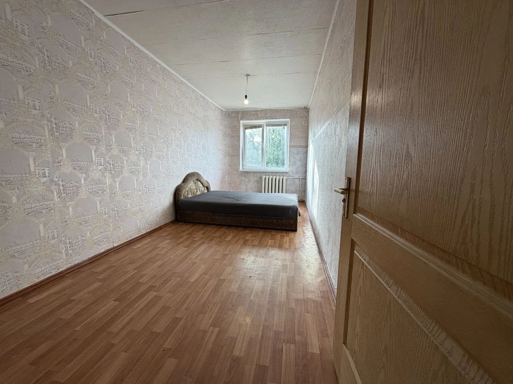 New Price! Selling 3-room apartment in Kryvyi Rih (V. Veliky Square)