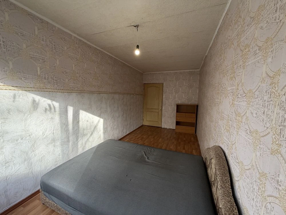 New Price! Selling 3-room apartment in Kryvyi Rih (V. Veliky Square)