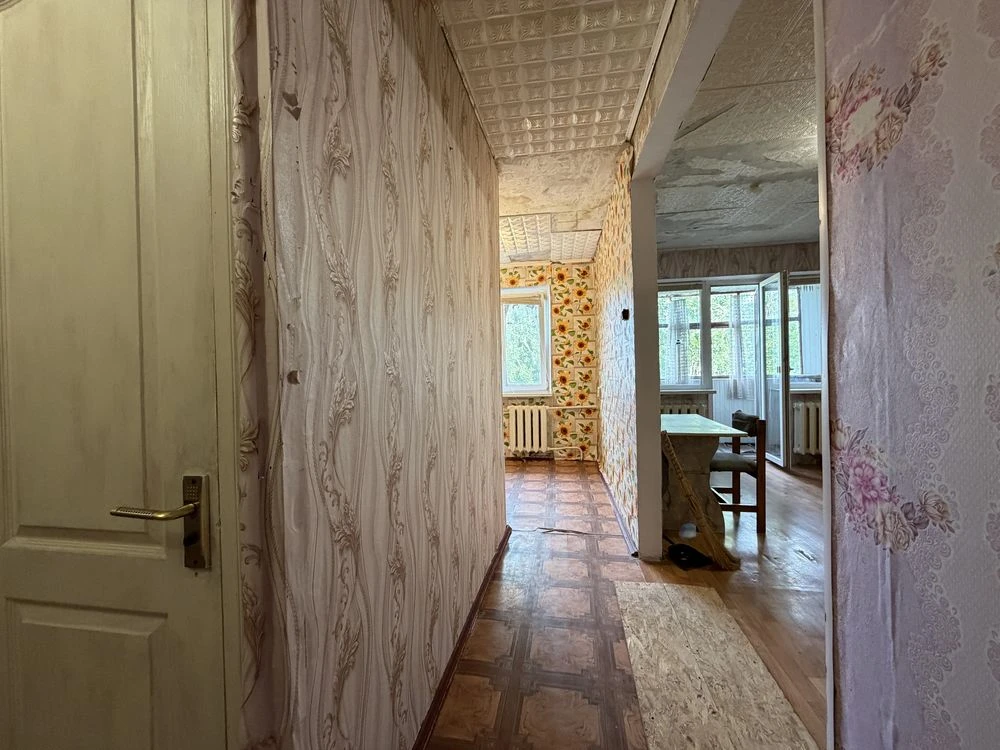 New Price! Selling 3-room apartment in Kryvyi Rih (V. Veliky Square)