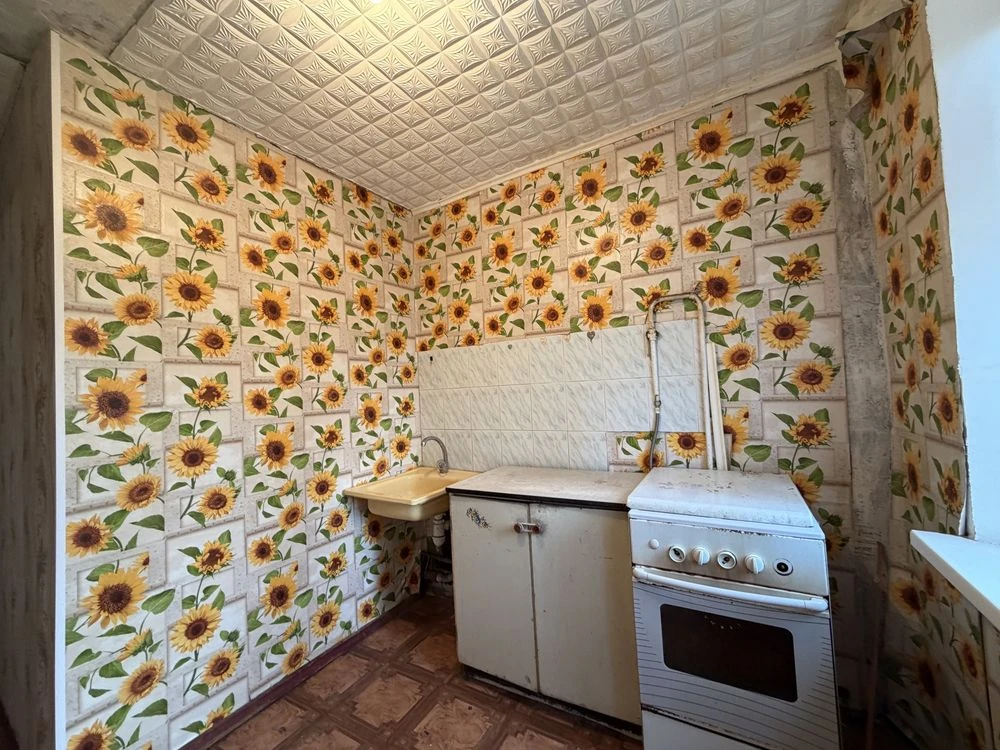 New Price! Selling 3-room apartment in Kryvyi Rih (V. Veliky Square)