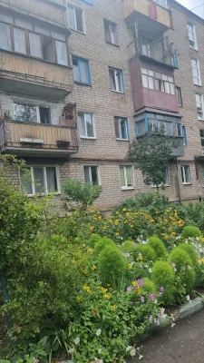 Продається 3-кімнатна квартира в секторі Героїв Правого (Юго)
