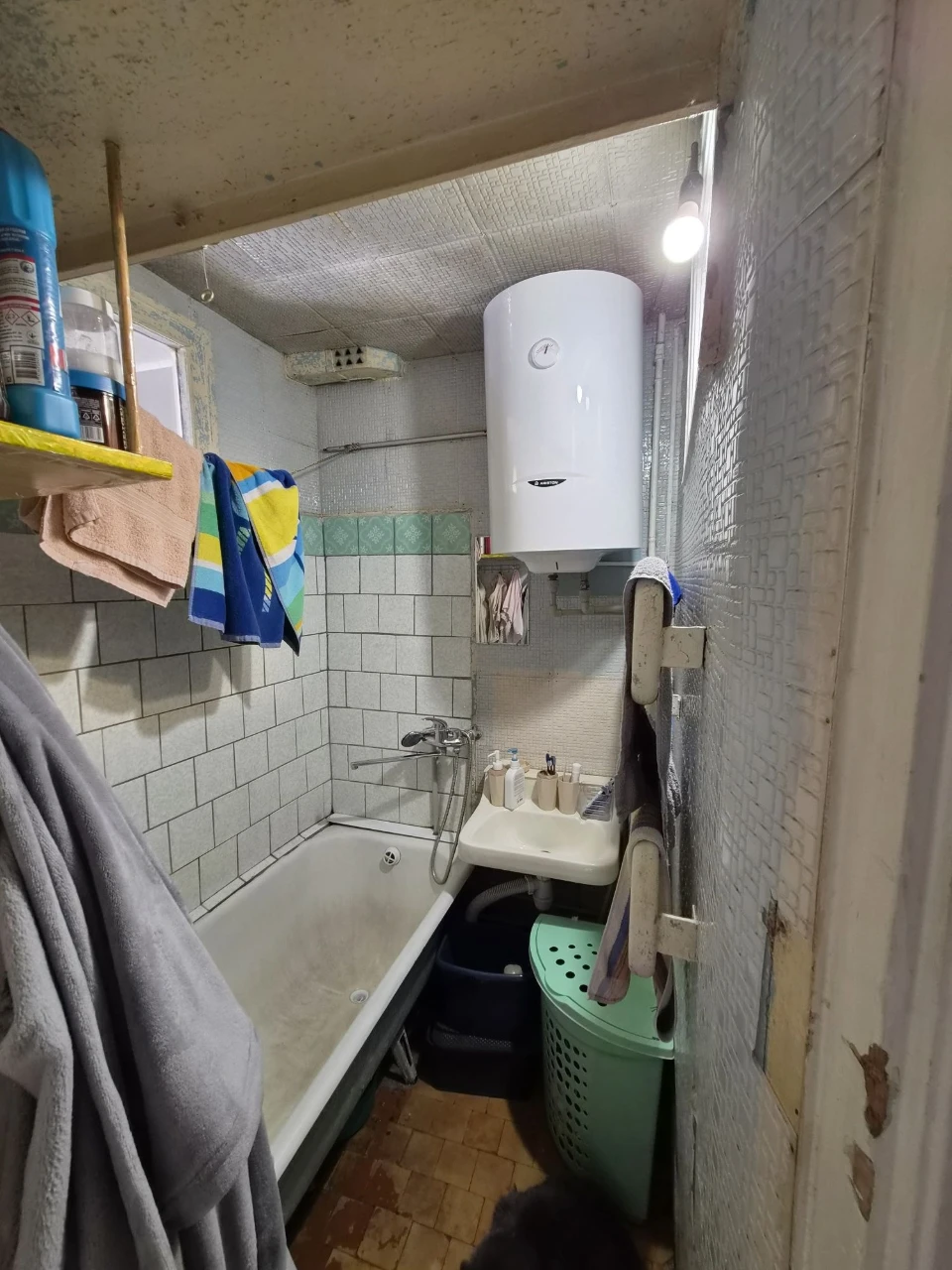 Продажа 2-х комнатной квартиры. Дружба. Центр.