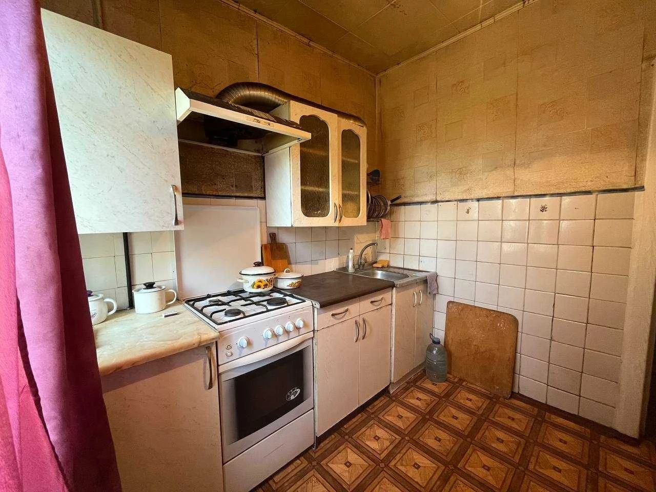 2-bedroom apartment for sale in Yugok