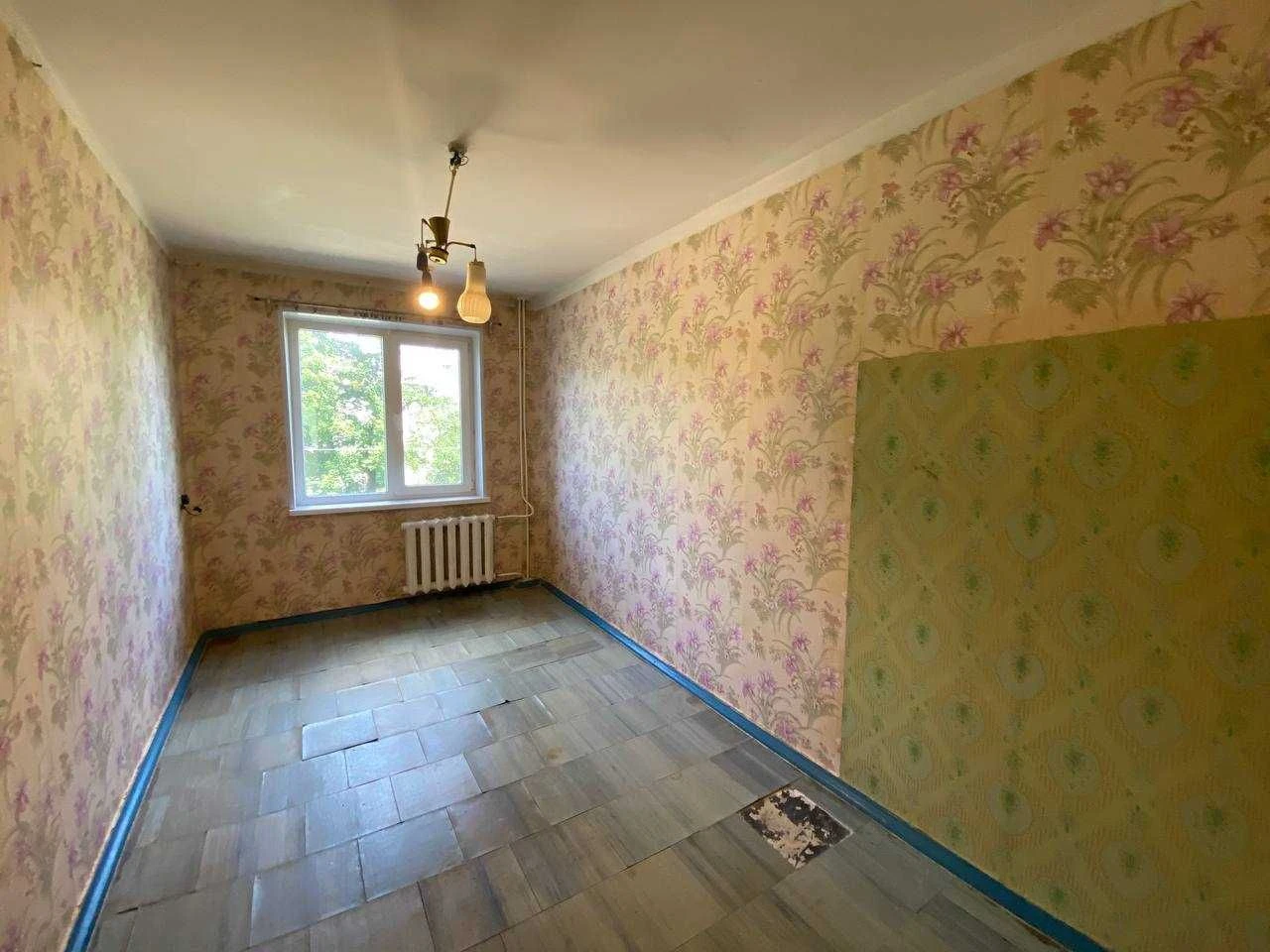 Продаётся трёхкомнатная квартира по улице Героев АТО