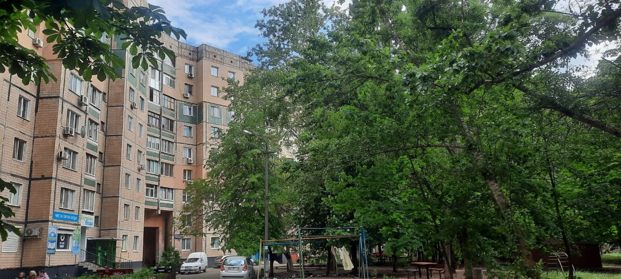 Двокімнатна квартира на Сонячному