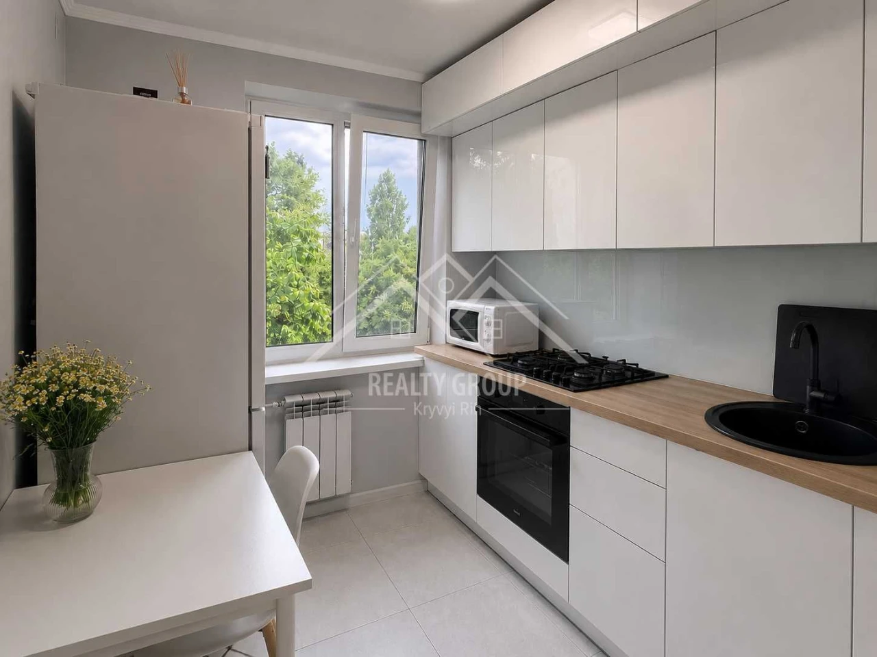Sale of a 2-bedroom apartment on Dzerzhynets