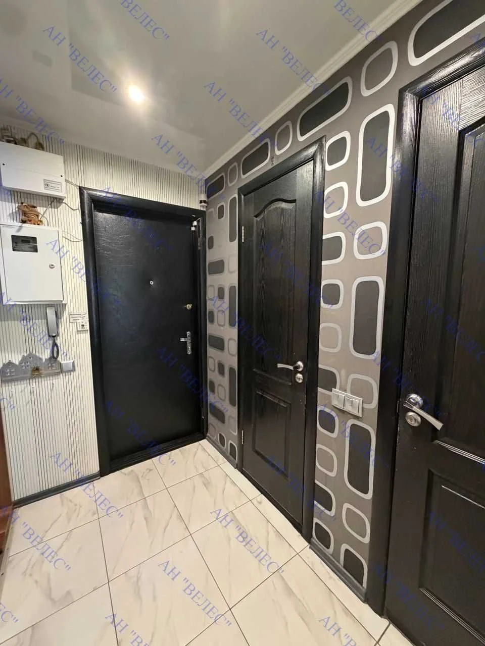 For Sale: 3-bedroom apartment in the 95th district