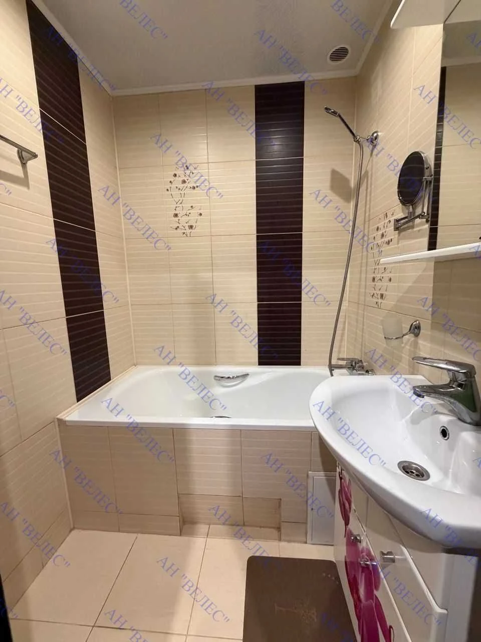 For Sale: 3-bedroom apartment in the 95th district