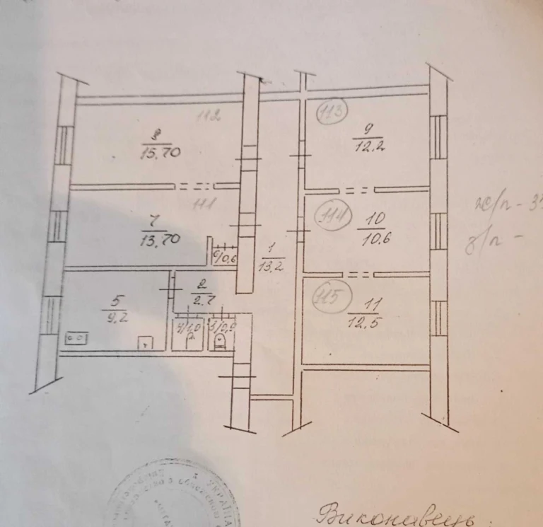Велика 5-кімнатна квартира 92,3 м² на вул. Черкасова — прост