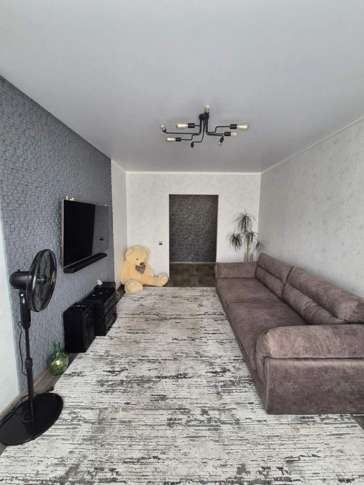 Apartment for Sale: Sunny 7, 3 rooms.